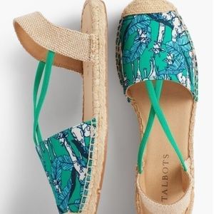 EUC Talbots Ivy Canvas Espadrille Flats in Jungle Botanical Size 6.5